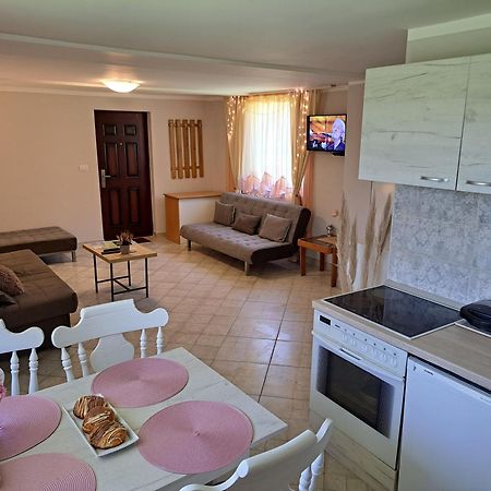 Apartman Cherry Gradac ואליג'בו מראה חיצוני תמונה